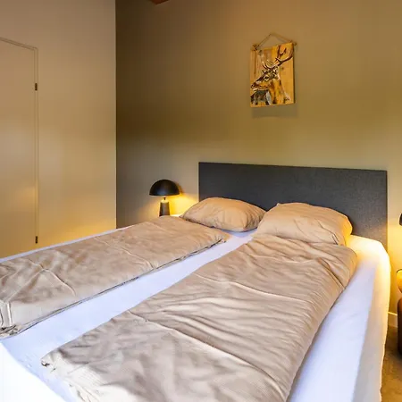 Valkse Hoeve Met Hottub | 6 Personen *