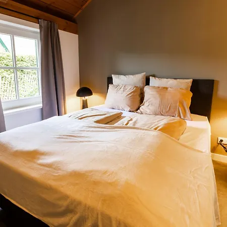 Villa Valkse Hoeve Met Hottub | 6 Personen Otterlo