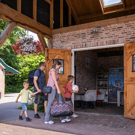 Valkse Hoeve Met Hottub | 6 Personen * 欧特罗