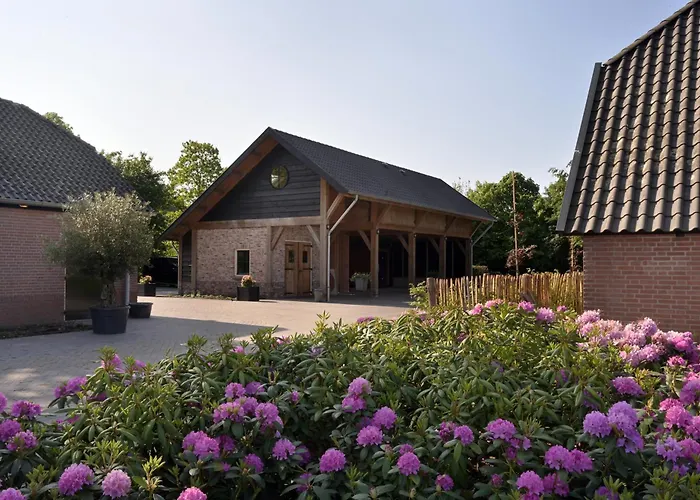 Villa Valkse Hoeve Met Hottub | 6 Personen